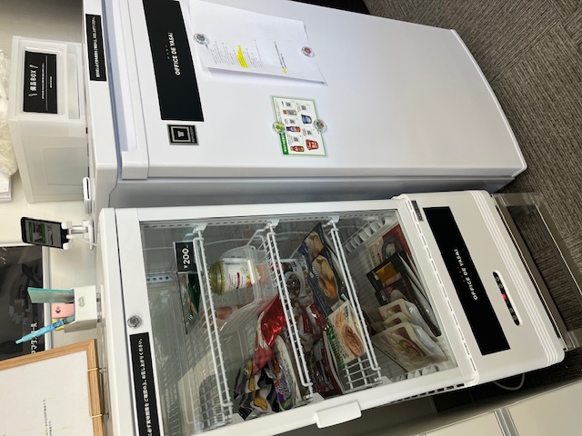専用の冷蔵庫、冷凍庫を設置！